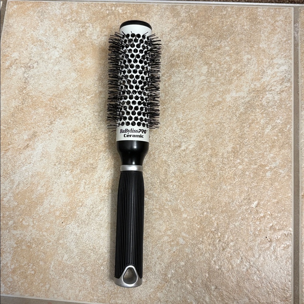 BaByliss Pro Ceramic Hair Brush - Black and White